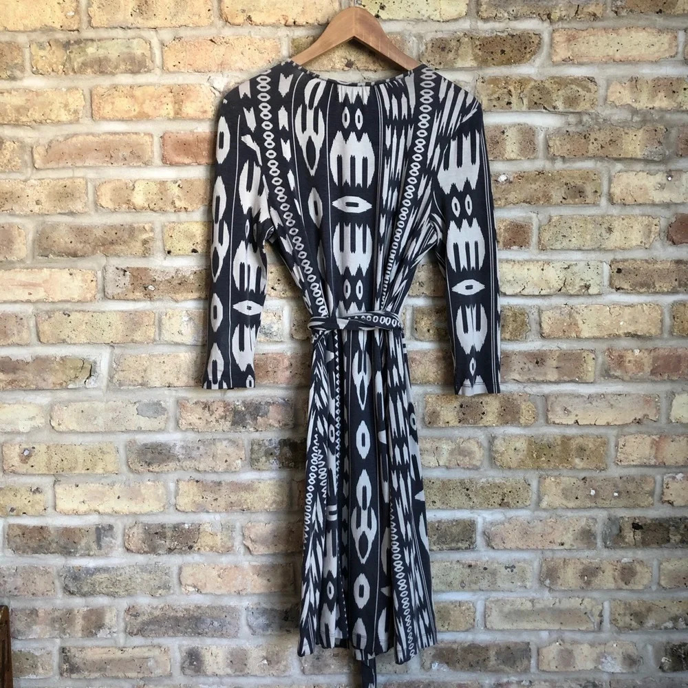 Banana Republic Southwest Pattern Wrap Dress - Picture 6 of 8